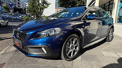 VOLVO V40 CROSS COUNTRY 2.0 D2 OCEAN RACE